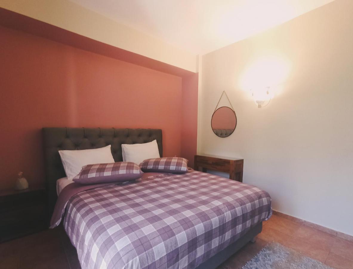 הוילה קרפניסיון Elatos Boutique Mountainhouse מראה חיצוני תמונה